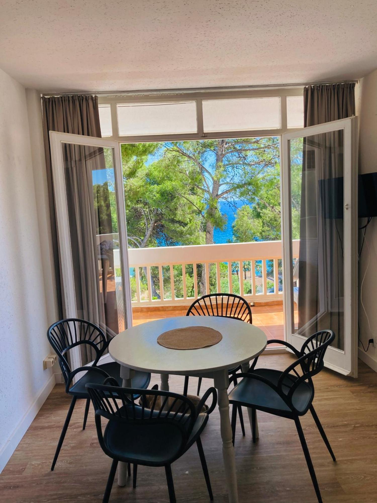 סאלו Appartement Vue Mer Avec Piscine Et Wifi מראה חיצוני תמונה